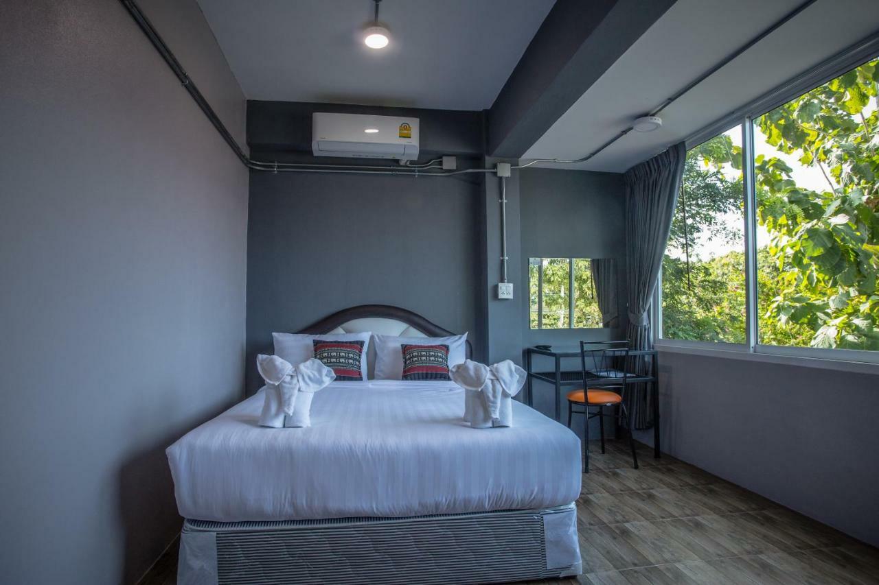 Baan Chang Hotel & Coffee House Так Екстериор снимка