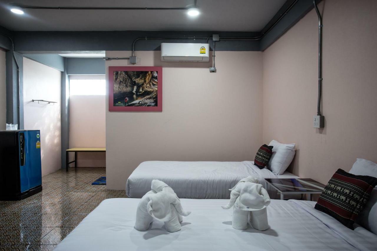 Baan Chang Hotel & Coffee House Так Екстериор снимка